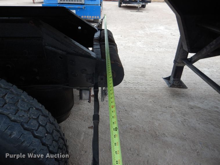 image for item DJ8878 1999 Peterbilt 379  semi truck