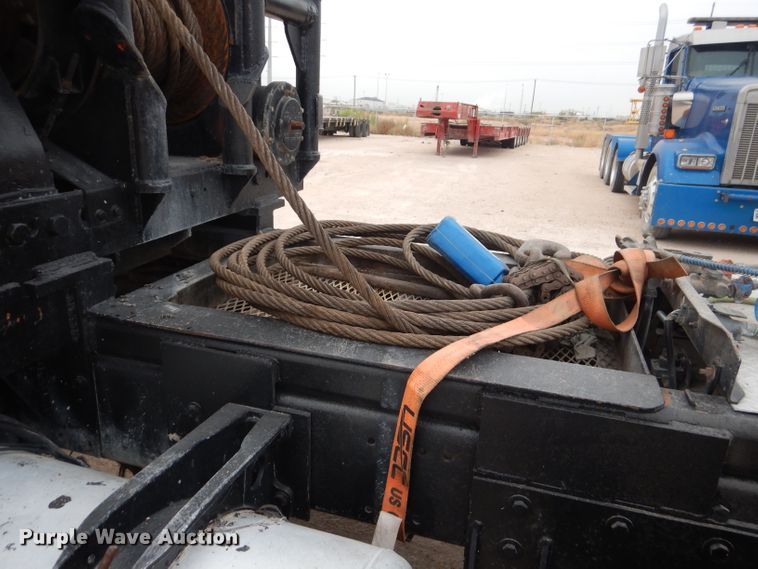 image for item DJ8878 1999 Peterbilt 379  semi truck