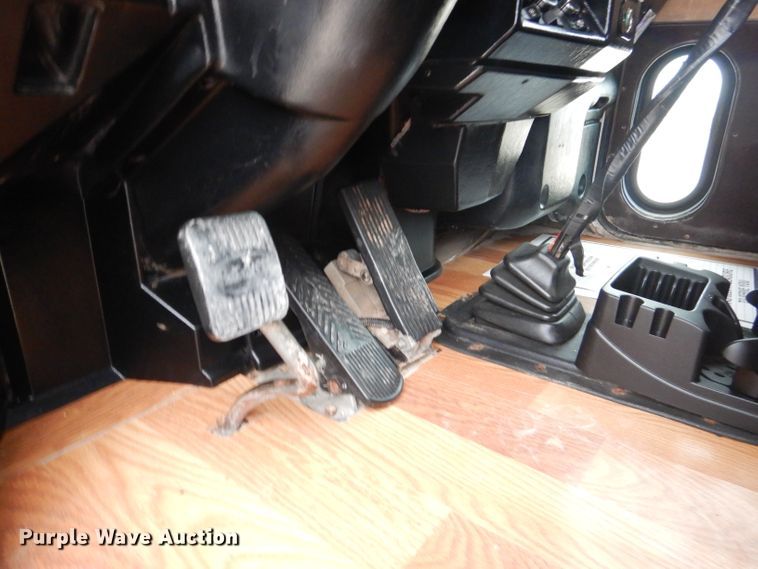 image for item DJ8878 1999 Peterbilt 379  semi truck