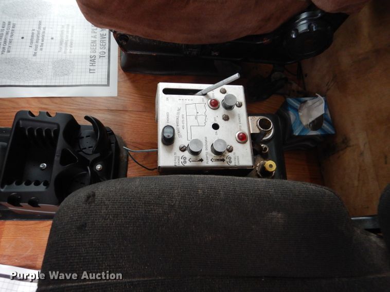 image for item DJ8878 1999 Peterbilt 379  semi truck