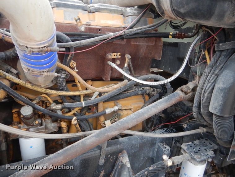 image for item DJ8878 1999 Peterbilt 379  semi truck