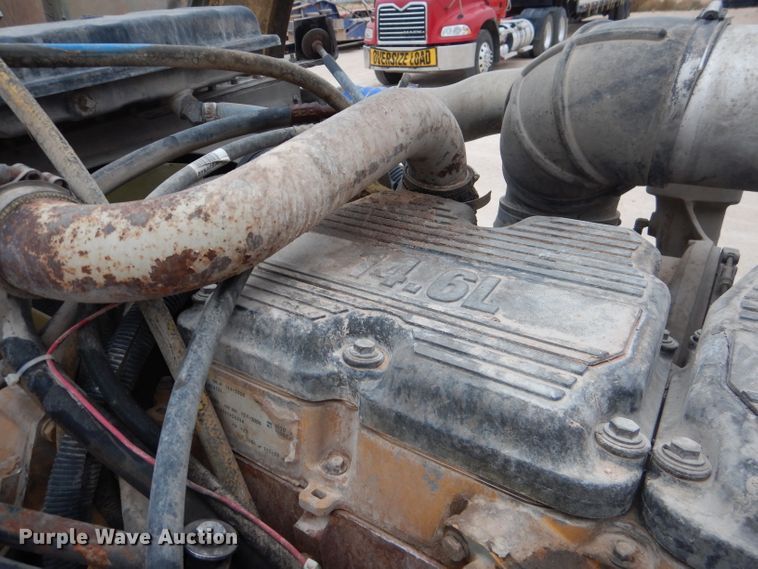 image for item DJ8878 1999 Peterbilt 379  semi truck