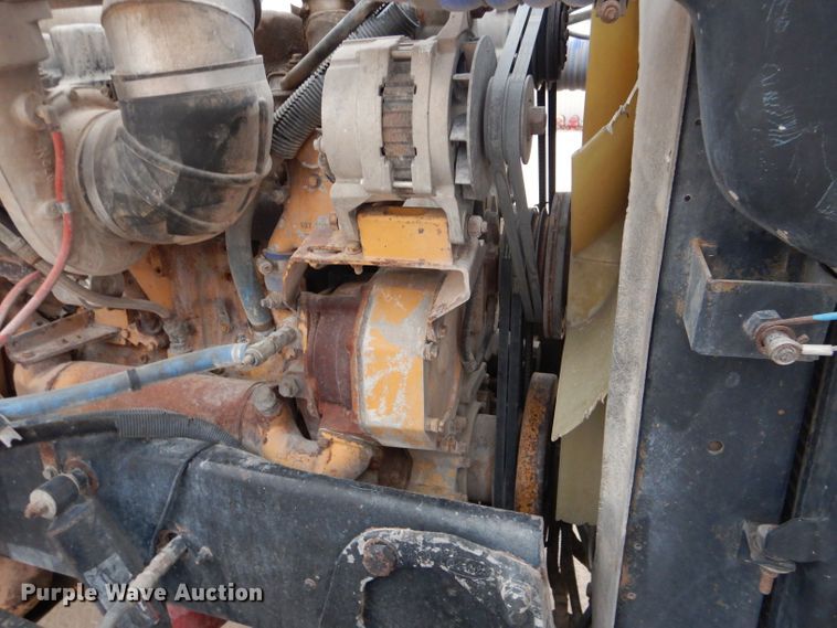 image for item DJ8878 1999 Peterbilt 379  semi truck