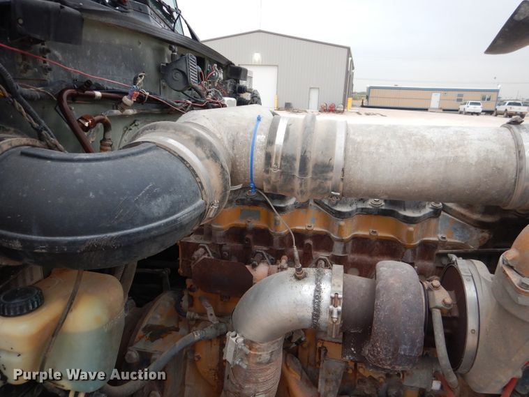 image for item DJ8878 1999 Peterbilt 379  semi truck