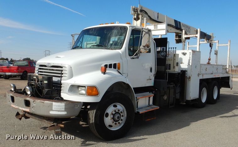 image for item DJ8885 2003 Sterling Acterra  crane truck