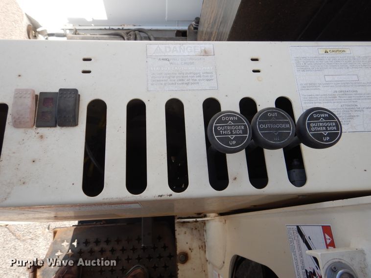 image for item DJ8885 2003 Sterling Acterra  crane truck