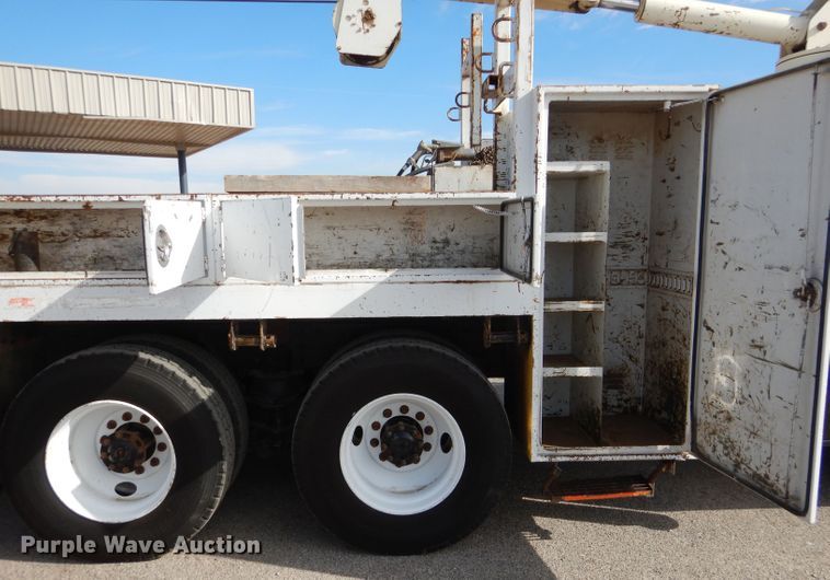 image for item DJ8885 2003 Sterling Acterra  crane truck