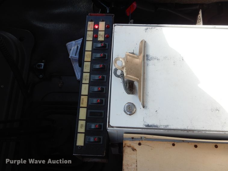 image for item DJ8885 2003 Sterling Acterra  crane truck