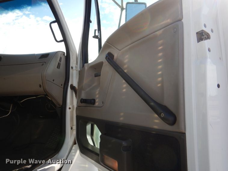 image for item DJ8885 2003 Sterling Acterra  crane truck