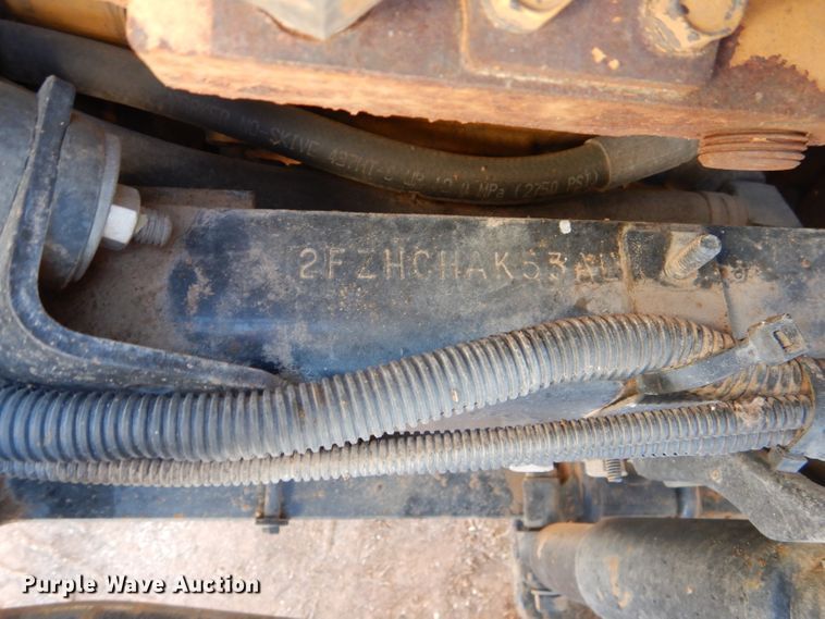 image for item DJ8885 2003 Sterling Acterra  crane truck