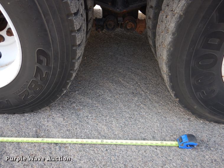 image for item DJ8885 2003 Sterling Acterra  crane truck