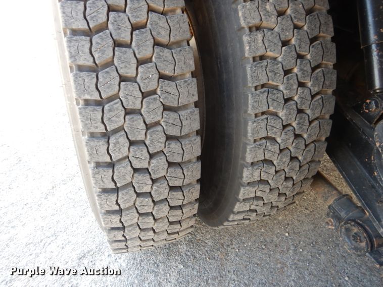 image for item DJ8885 2003 Sterling Acterra  crane truck