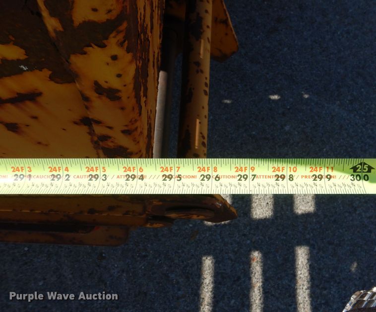 image for item DJ8886 1988 Holden TDO2424  equipment trailer