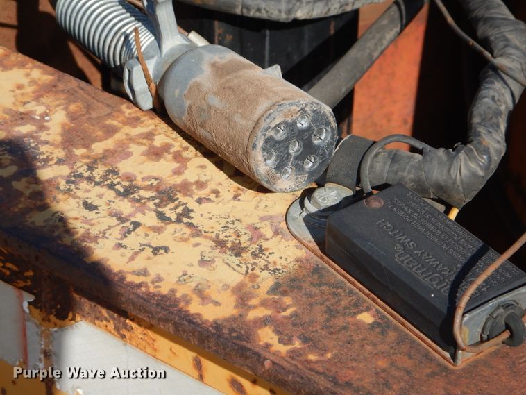 image for item DJ8886 1988 Holden TDO2424  equipment trailer