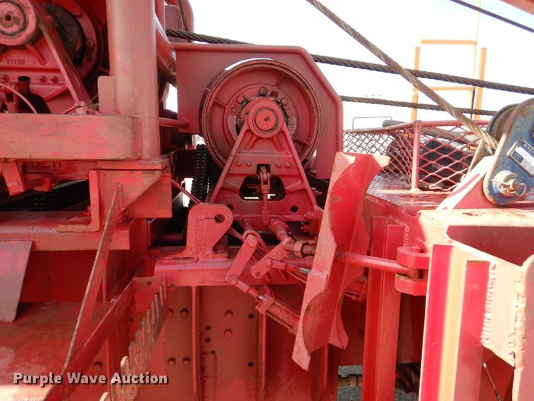 image for item DJ8887 2010 Mack GU713  winch truck