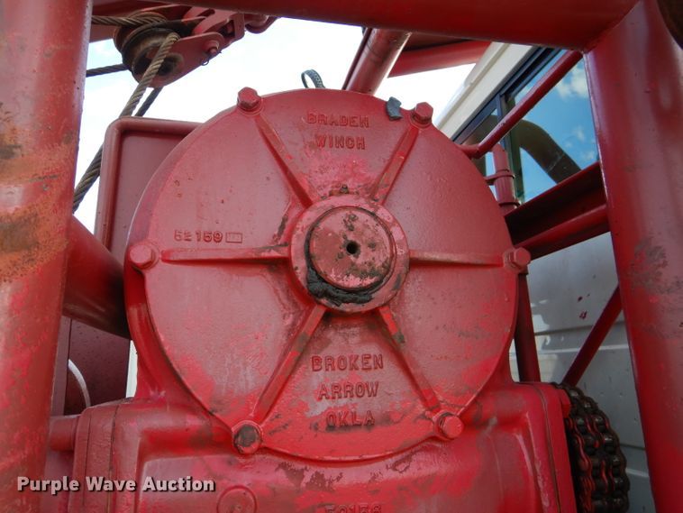 image for item DJ8887 2010 Mack GU713  winch truck