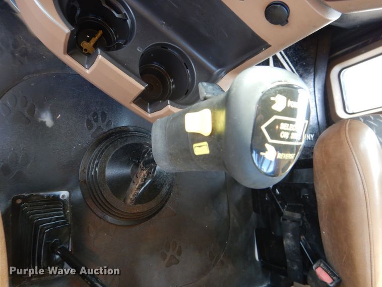 image for item DJ8887 2010 Mack GU713  winch truck