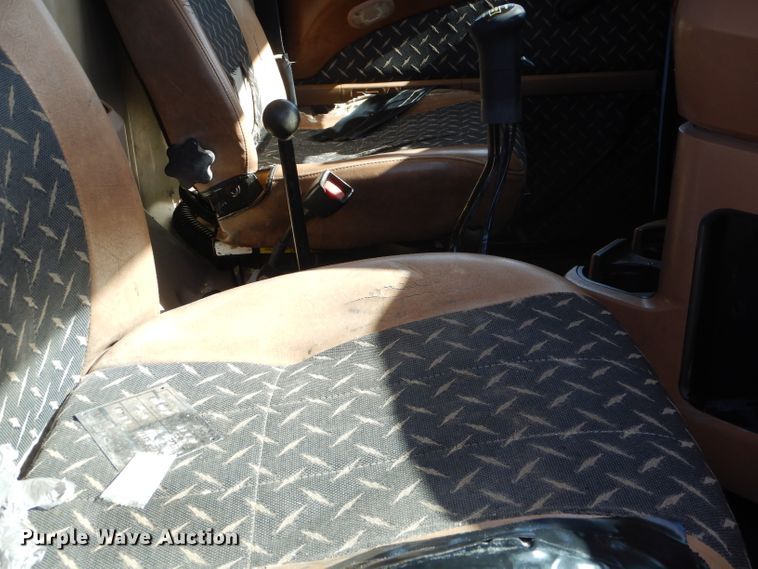 image for item DJ8887 2010 Mack GU713  winch truck