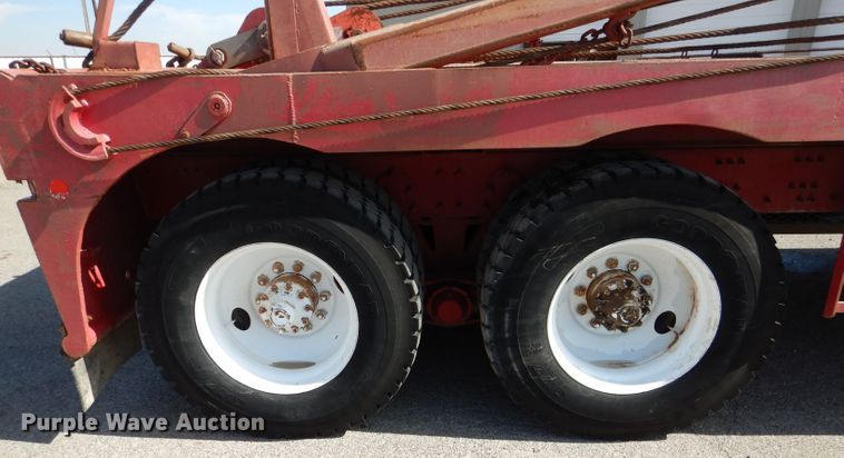 image for item DJ8887 2010 Mack GU713  winch truck