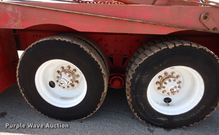 image for item DJ8887 2010 Mack GU713  winch truck