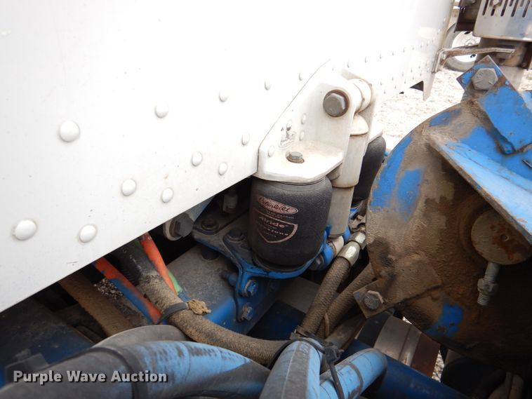 image for item DK1249 2005 Peterbilt 378  roll-off container truck