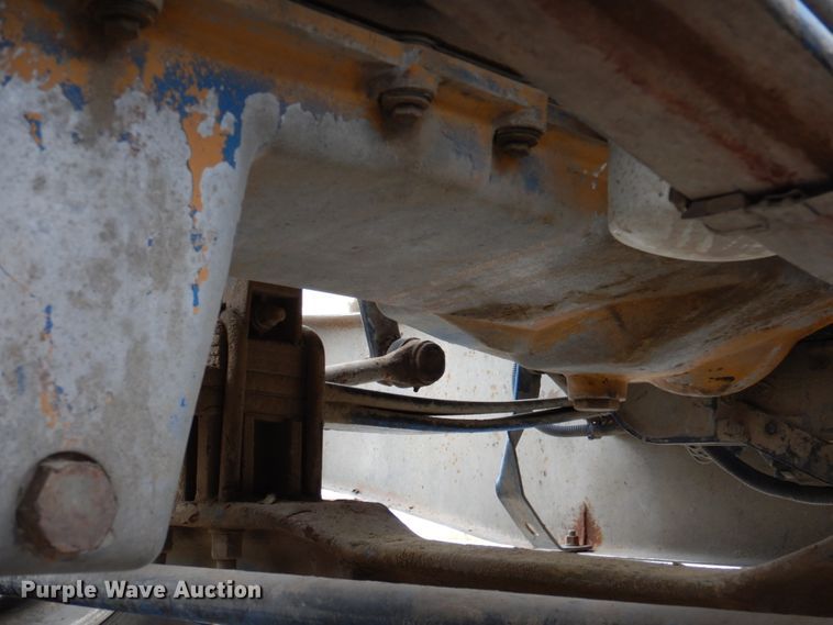 image for item DK1249 2005 Peterbilt 378  roll-off container truck