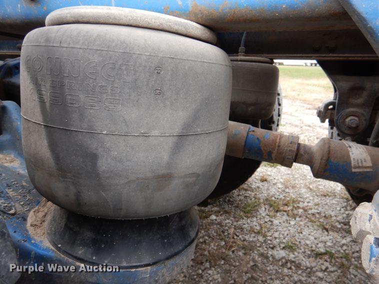 image for item DK1249 2005 Peterbilt 378  roll-off container truck