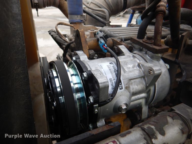 image for item DK1354 1998 Peterbilt 357  semi truck