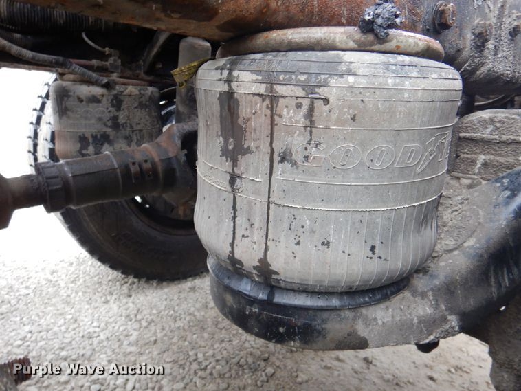 image for item DK1354 1998 Peterbilt 357  semi truck