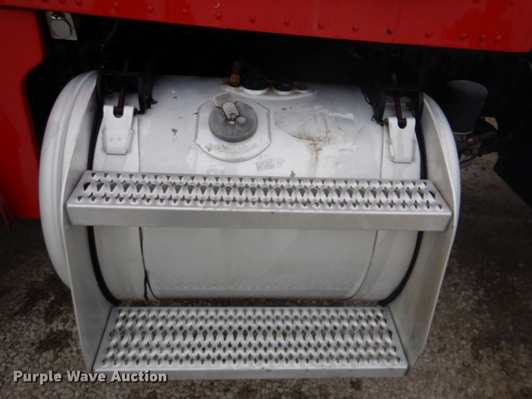 image for item DK1354 1998 Peterbilt 357  semi truck