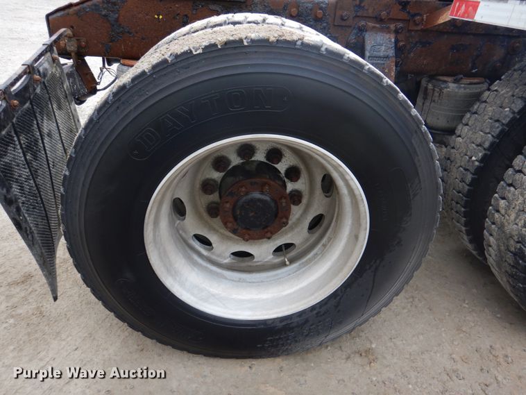 image for item DK1354 1998 Peterbilt 357  semi truck