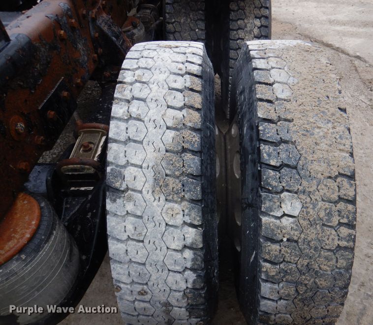 image for item DK1354 1998 Peterbilt 357  semi truck