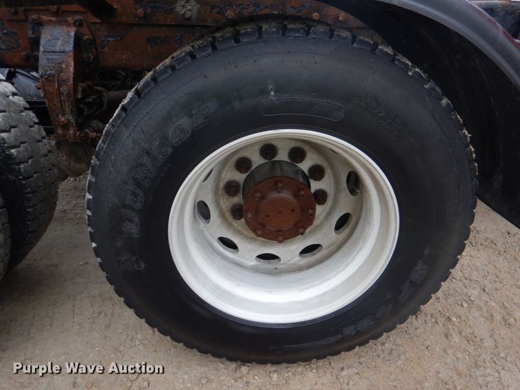 image for item DK1354 1998 Peterbilt 357  semi truck