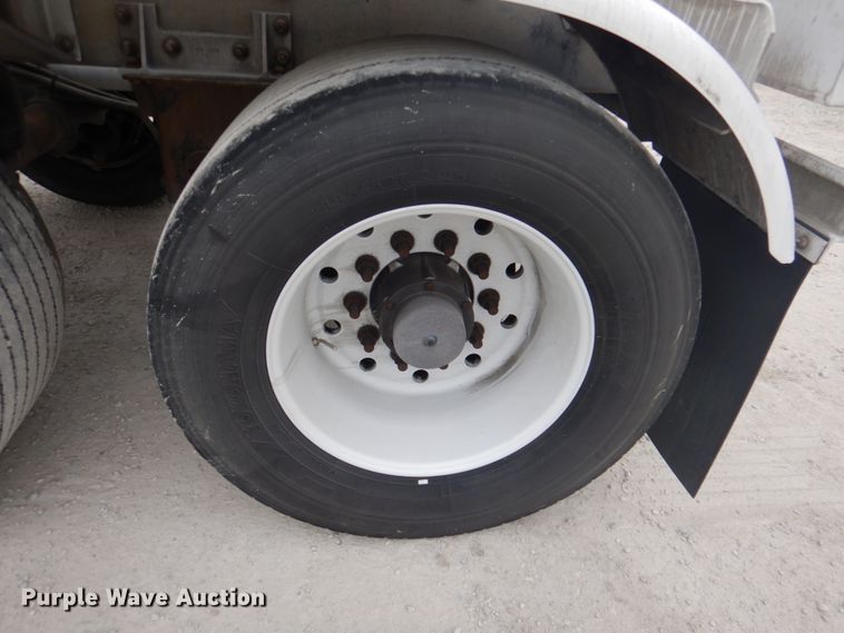 image for item DK1355 2007 Heil  pneumatic dry bulk trailer