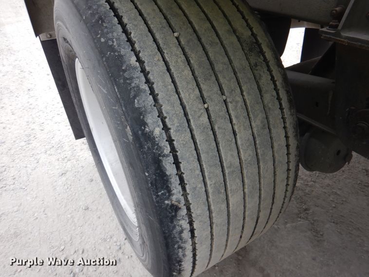 image for item DK1355 2007 Heil  pneumatic dry bulk trailer