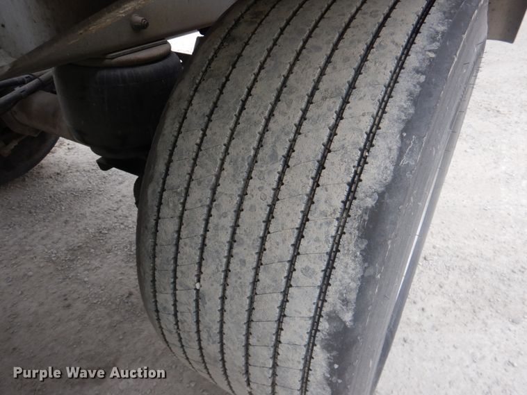 image for item DK1355 2007 Heil  pneumatic dry bulk trailer