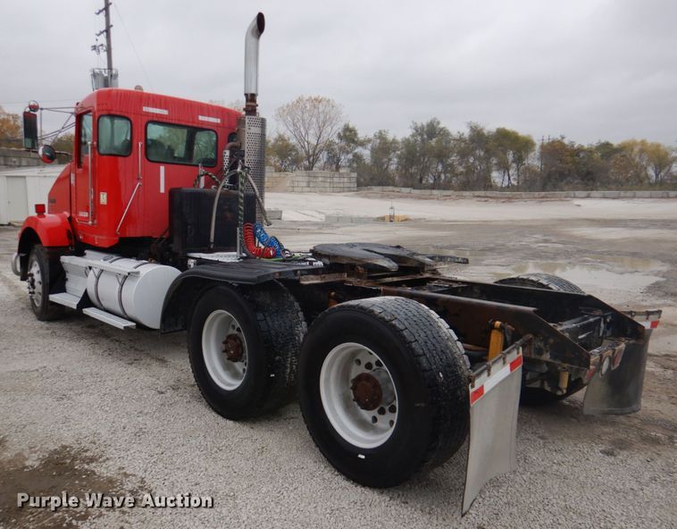 image for item DK1356 2008 Kenworth T800  semi truck