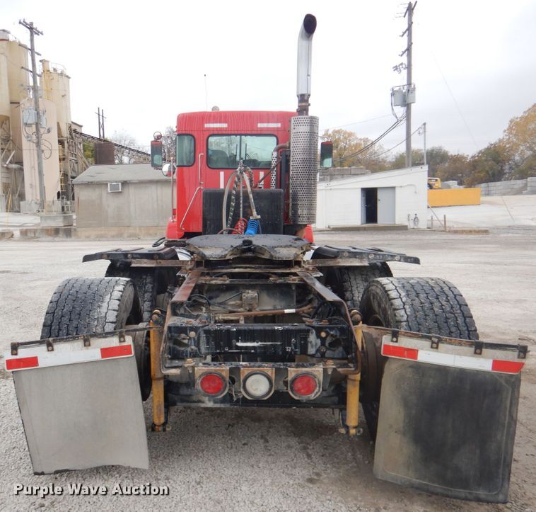 image for item DK1356 2008 Kenworth T800  semi truck