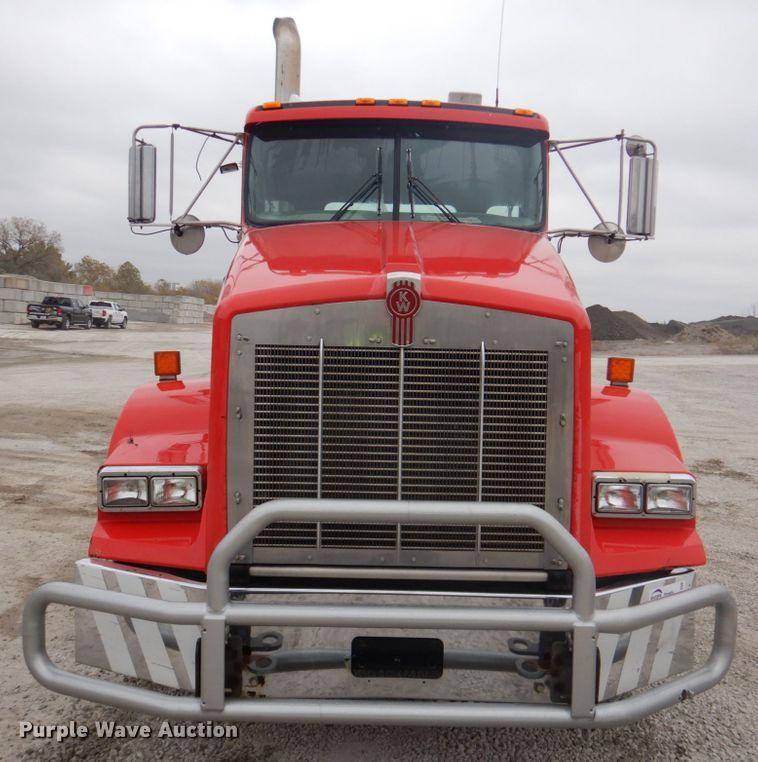 image for item DK1356 2008 Kenworth T800  semi truck