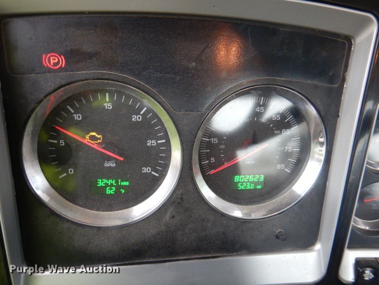 image for item DK1356 2008 Kenworth T800  semi truck