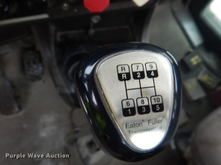 image for item DK1356 2008 Kenworth T800  semi truck