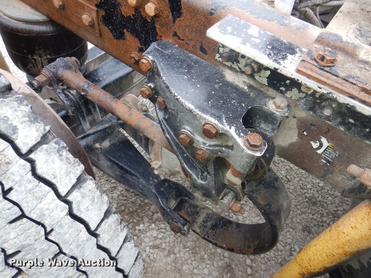 image for item DK1356 2008 Kenworth T800  semi truck