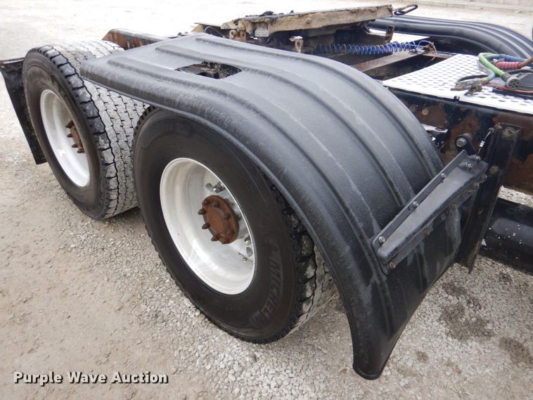 image for item DK1356 2008 Kenworth T800  semi truck