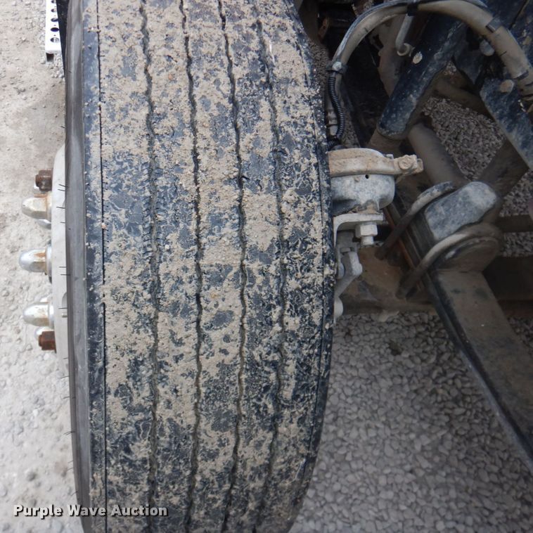 image for item DK1356 2008 Kenworth T800  semi truck