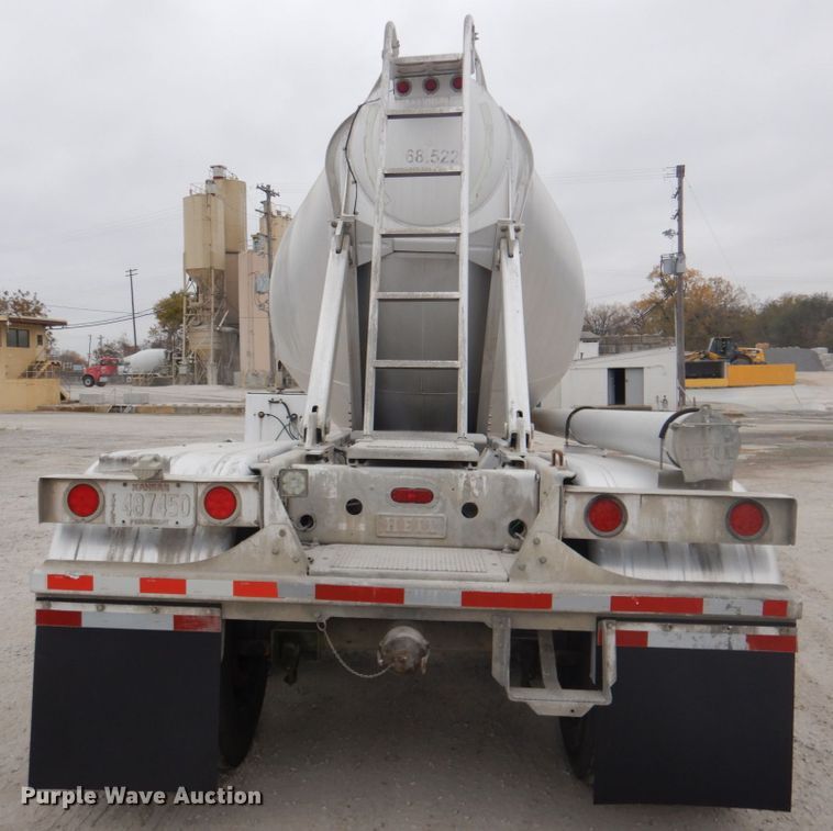 image for item DK1357 2008 Heil  pneumatic dry bulk trailer