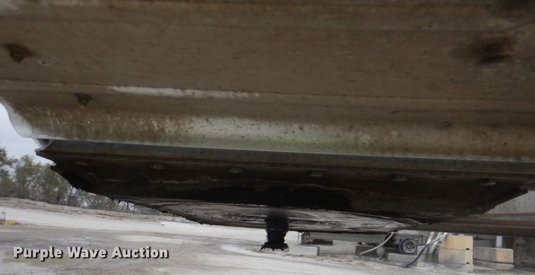 image for item DK1357 2008 Heil  pneumatic dry bulk trailer