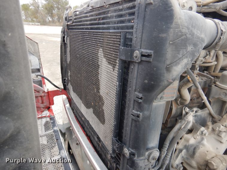 image for item DK1358 2009 Peterbilt 387  semi truck