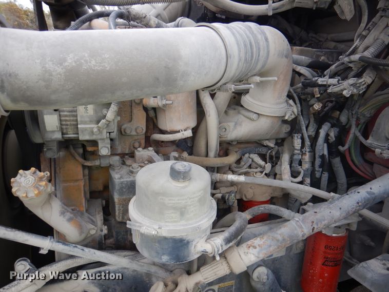 image for item DK1358 2009 Peterbilt 387  semi truck