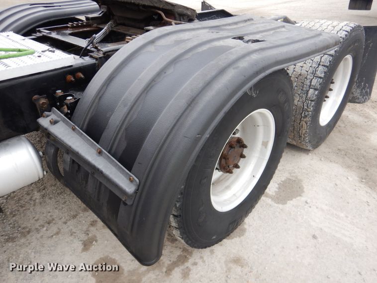 image for item DK1358 2009 Peterbilt 387  semi truck