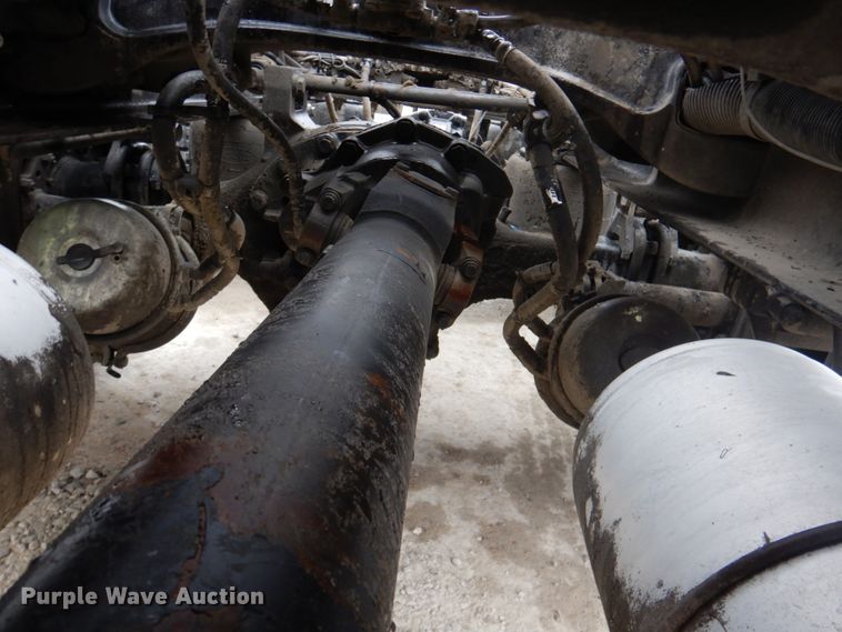 image for item DK1358 2009 Peterbilt 387  semi truck